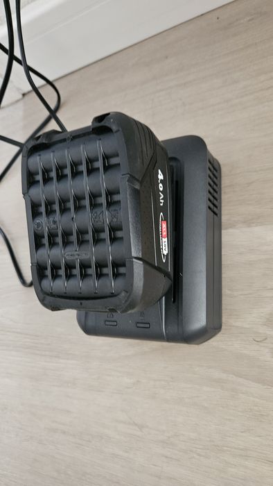 Masina de tuns iarba Bosch CityMower 18V-32-30 / 600 lei doar mașina