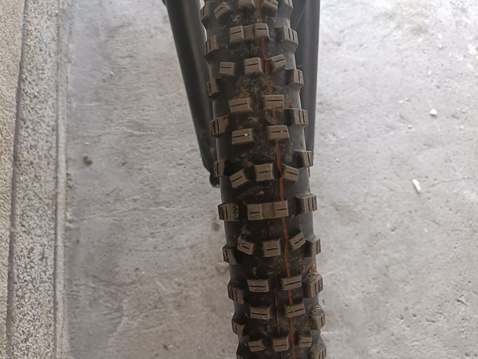 Ново електрическо колело Cube Stereo + зарядно