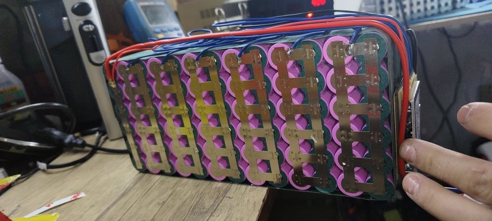 Сборка аккумуляторов