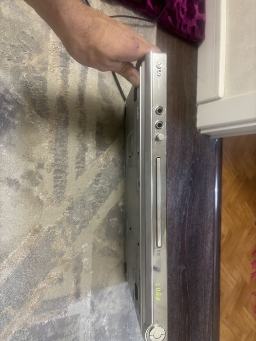 LG DVD-плеер б/у