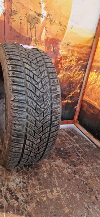 1 Anvelopa ca noua Dunlop 235 45 R18 M+S . Dot 2022