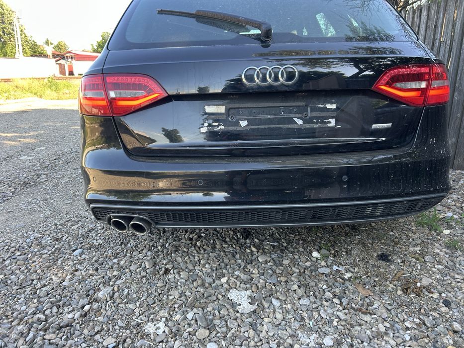 Haion cu lunetă  Audi A4 B9 facelift break 2014