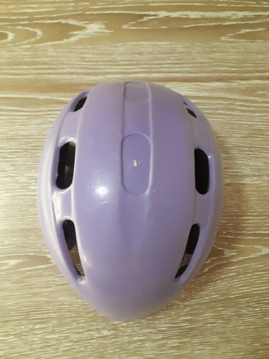 Детска пластмасова каска