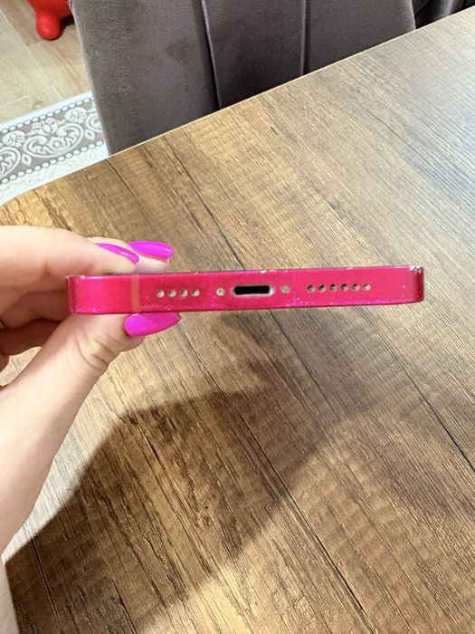 Iphone 14 plus rosu