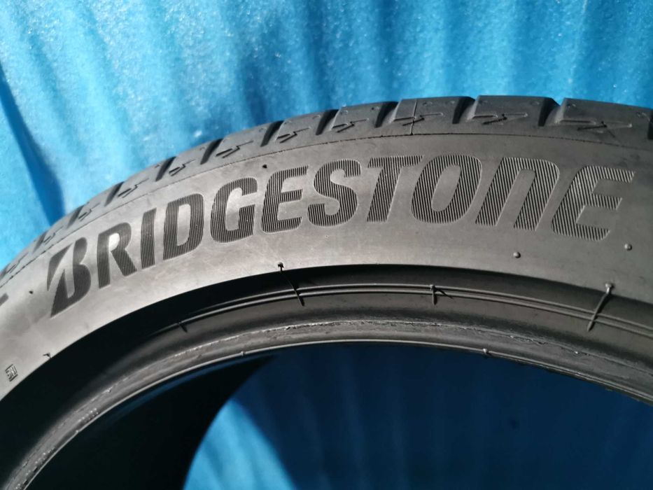 245/45R19 BRIDGESTONE,COOPER ICE 20,23 年 anvelope 245 45 19 bridgestone - Piese auto de vânzare | OLX.ro