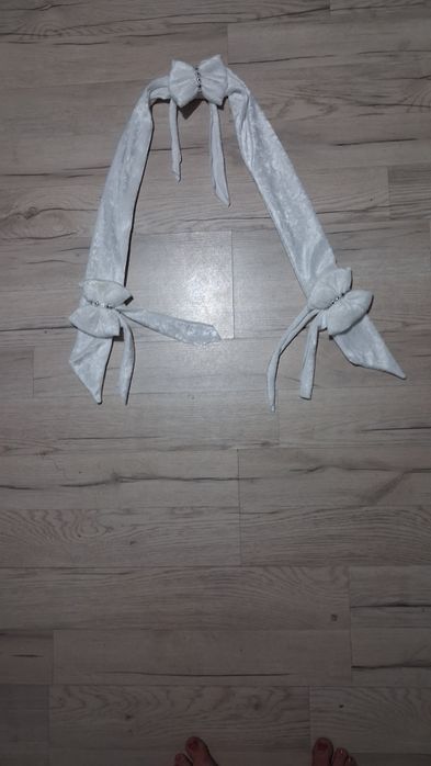 Funda mare cu strasuri din catifea cu banda cu fundite !