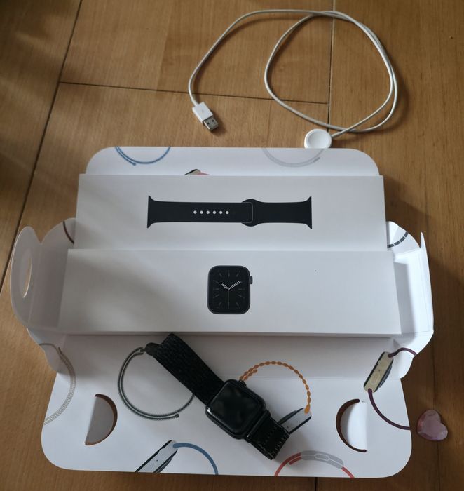 Apple Watch 6 44MM Space Gray Aluminum Case