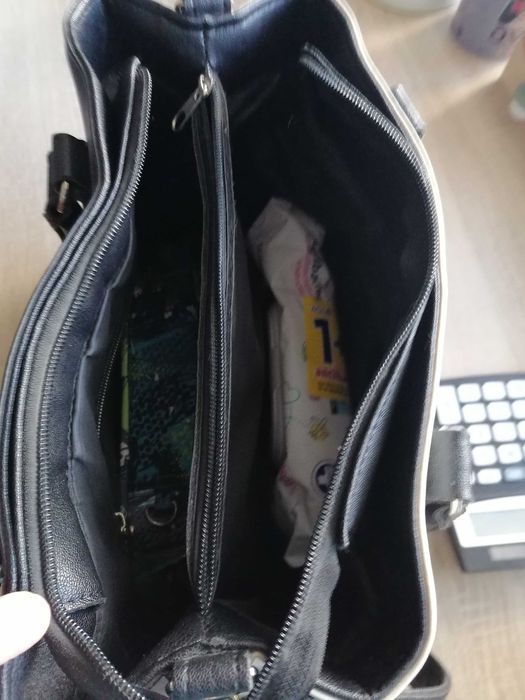 Продавам дамска чанта