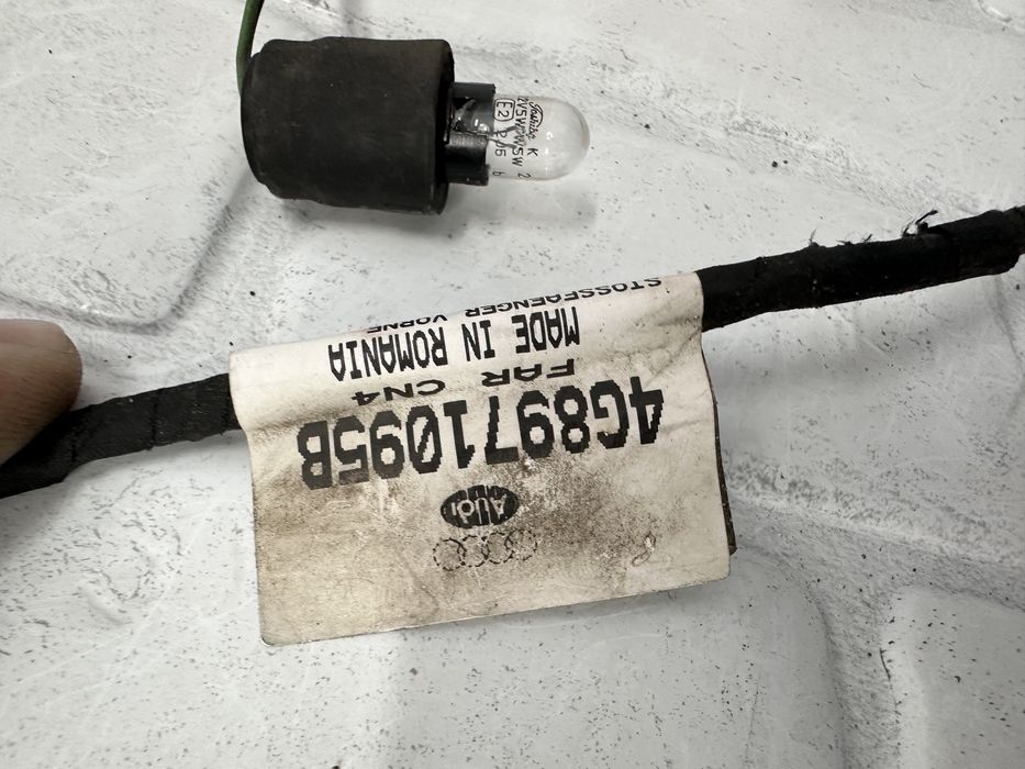 Инсталация предна броня AUDI A7 4G8971095B