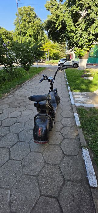 Продавам електрически скутер 2000W