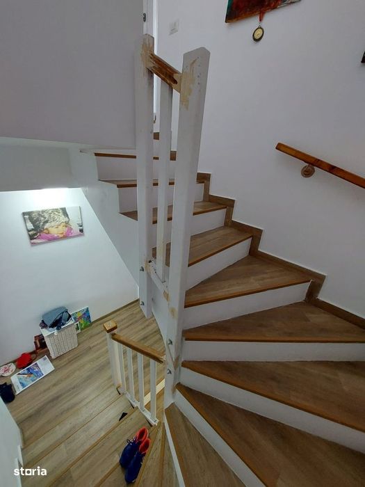 Casa Bragadiru 4 camere 4 bai curte 170 mp incalzire pardoseala