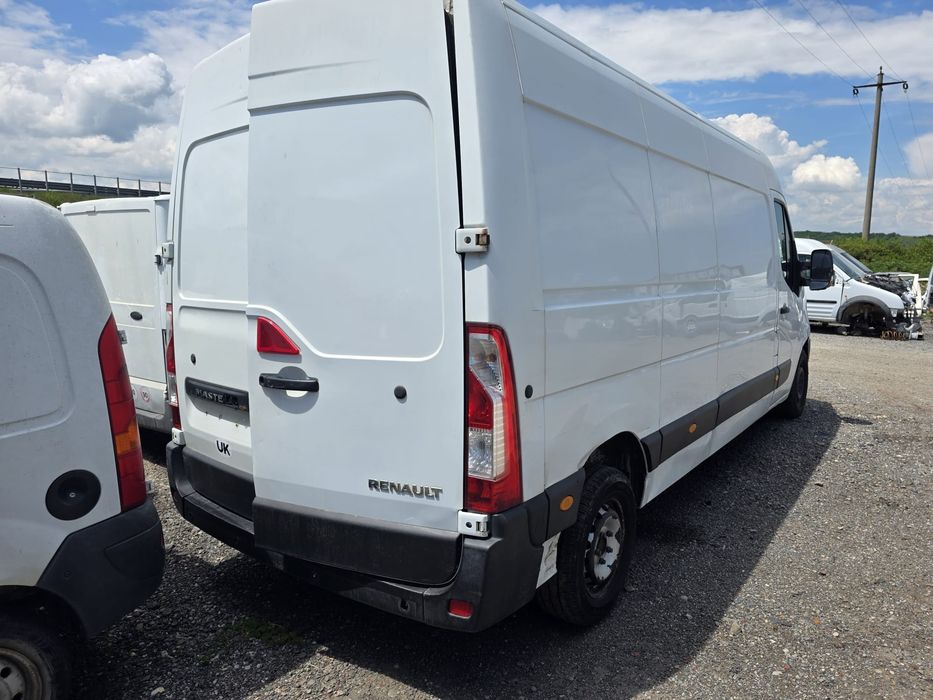 Dezmembram Renault Master 2016 2.3dci Euro 6 Manual