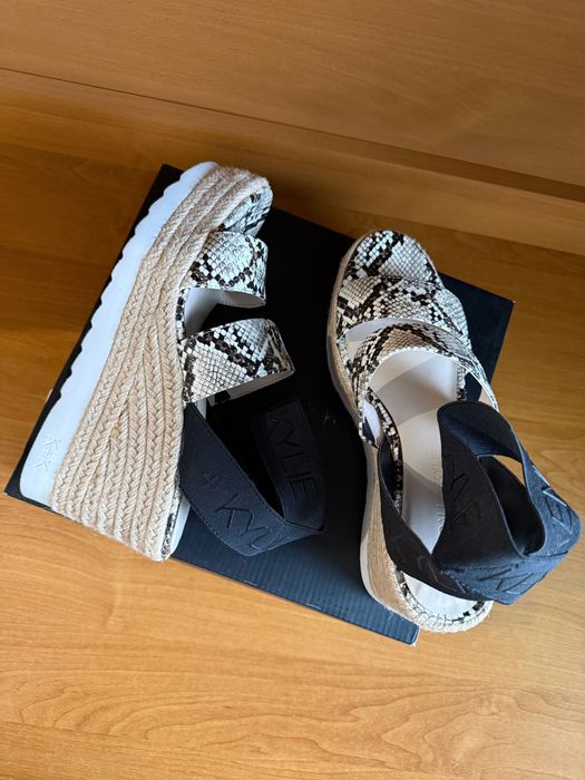 Дамски сандали Kendall + Kylie