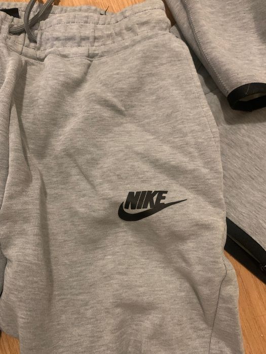 Комплект NIKE Tech Fleece 147-158