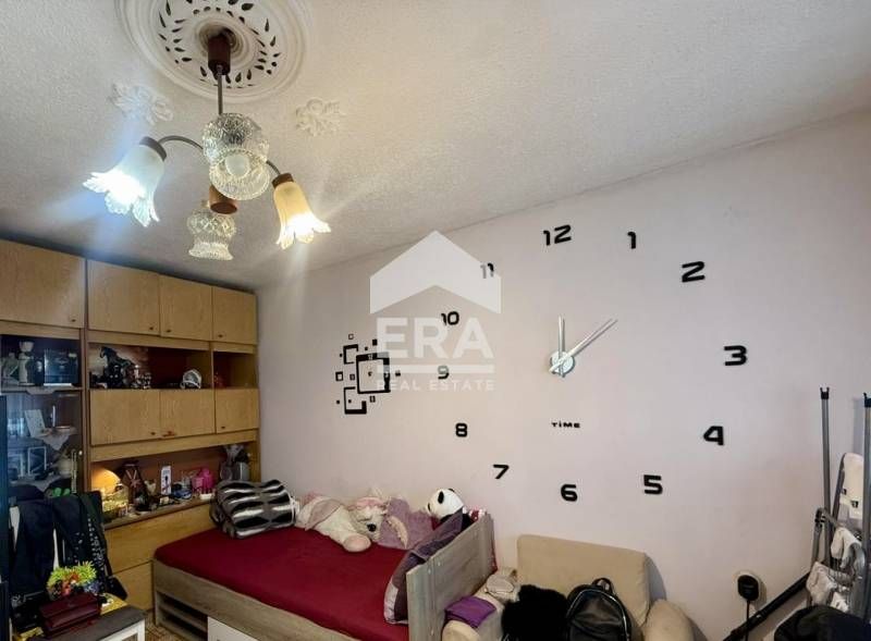 Двустаен апартамент в ж.к. Здравец-Изток