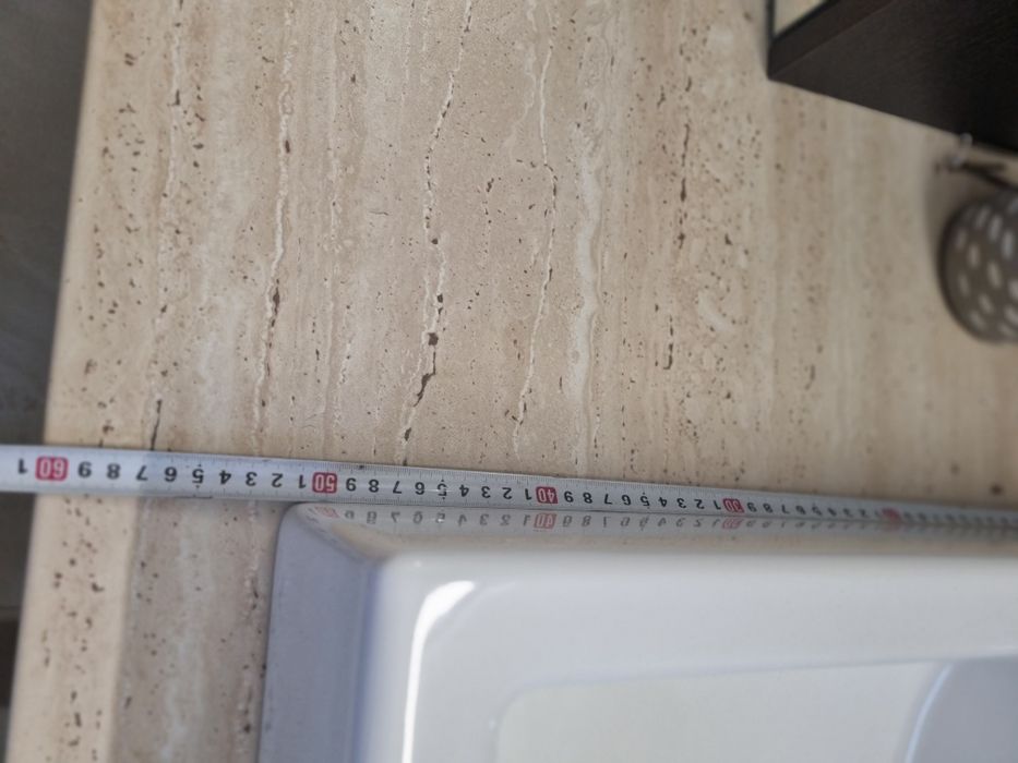 Mobilier baie cu toate incluse ,lavoare si baterii