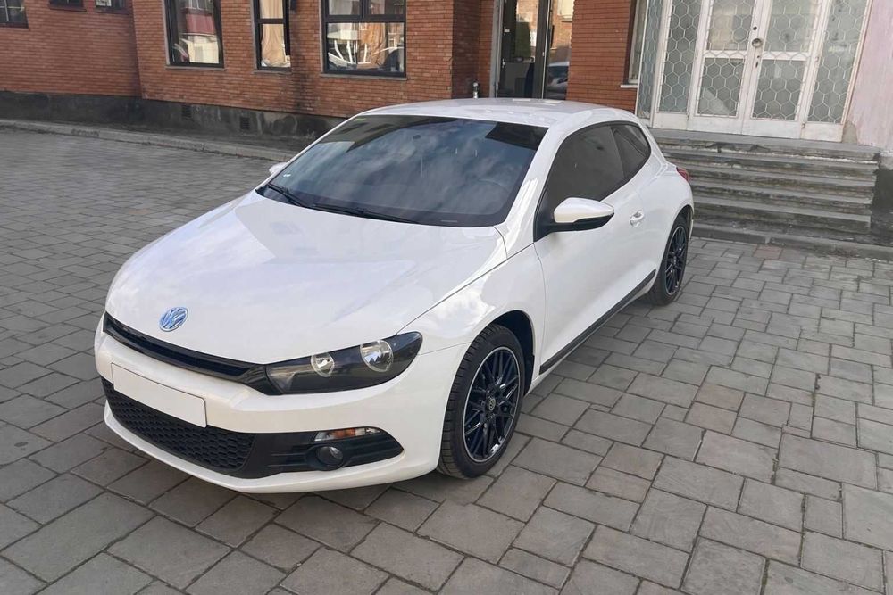 Vând VW Scirocco