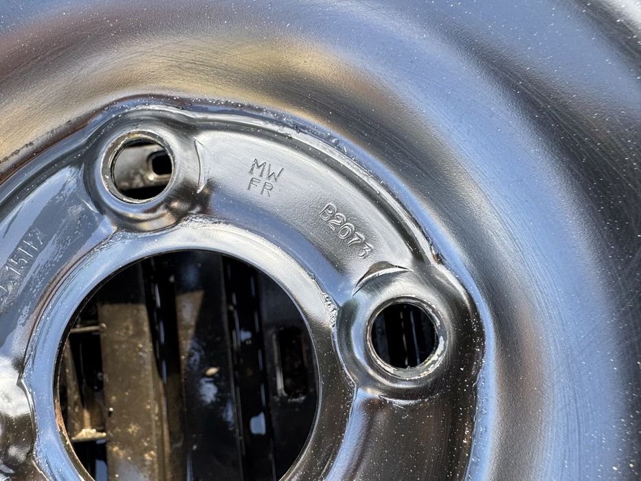 4бр.Оригинални джанти 15цола 4x100 за Renault Modus,Nissan Micra,Dacia