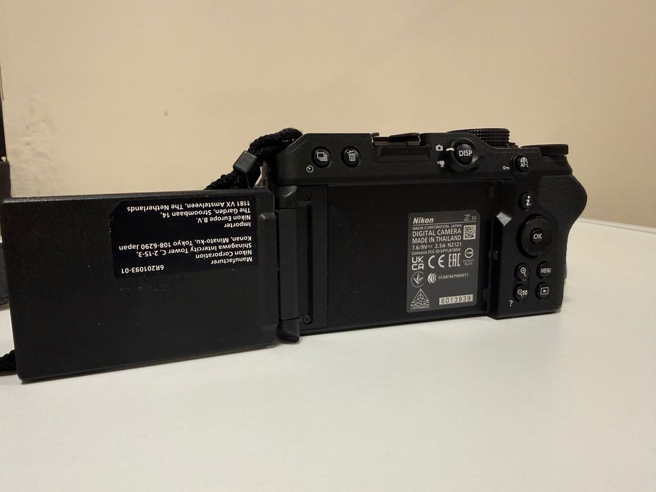 Фотоапарат Nikon Z30 + обектив NIKKOR Z 12–28mm DX – като нов!