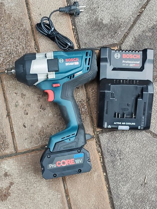 Impact cu patrat 1/2 BOSCH  GDS 18 V -1000  Profesional  , fabr. 2025