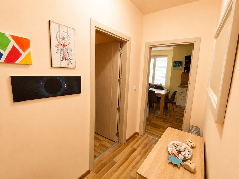 Двустаен, фронтална гледка море, гр. Бяла, 72 m²