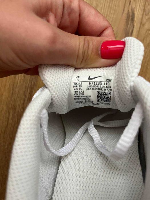 Обувки Nike Air Max Nuaxis 39 номер