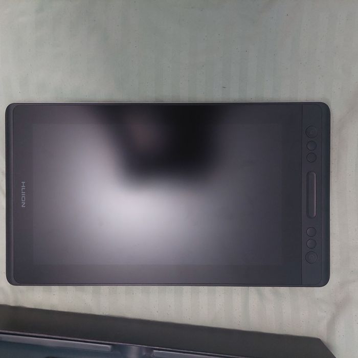 Графичен таблет HUION KAMVAS 13 PRO
