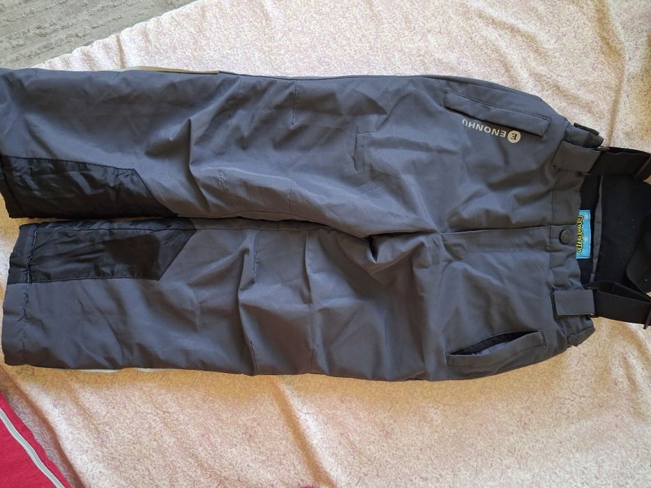 Отдам зимние вещи