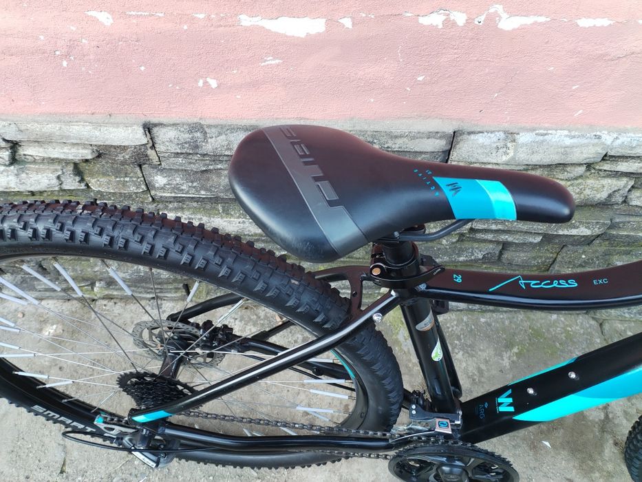 Bicicleta Cube Acces roti 27.5 cadru aluminiu Frâne disc hidraulice