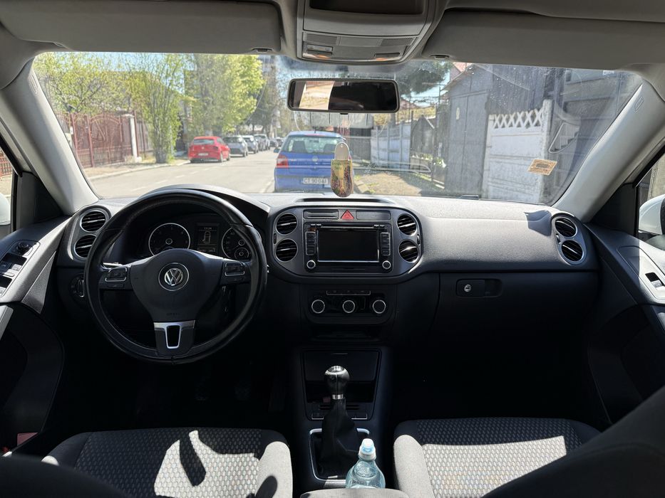 VOLKSWAGEN Tiguan 2011 — imagine 3