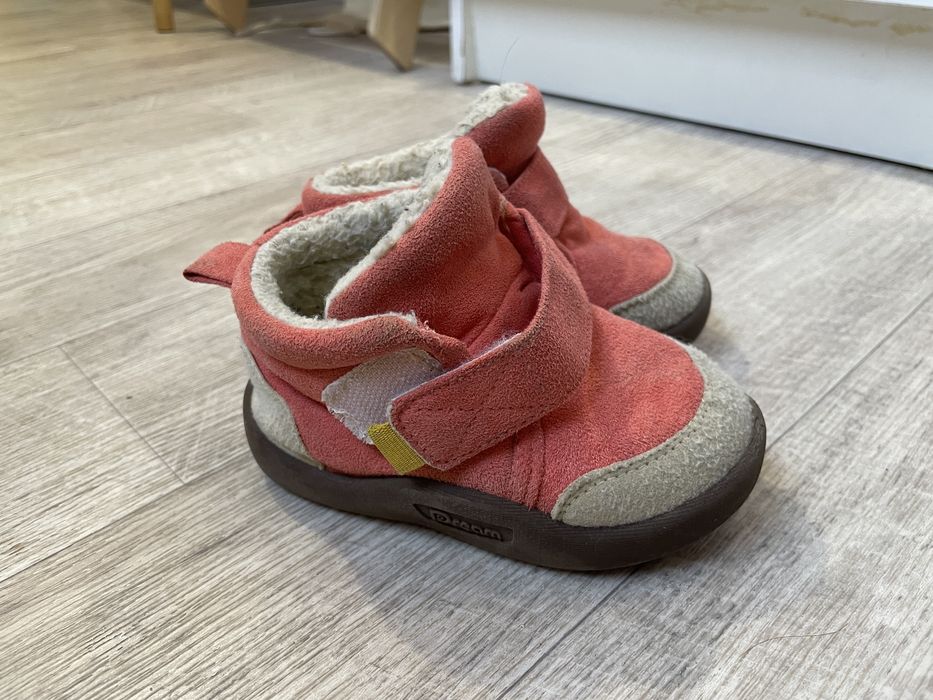 Детские полусапожки.