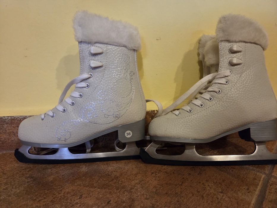 Patine gheata marimea 36