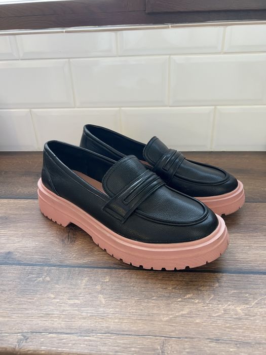 Обувки - лоуфъри