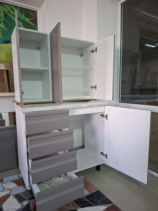 Продам кухню, кухонный гарнитур