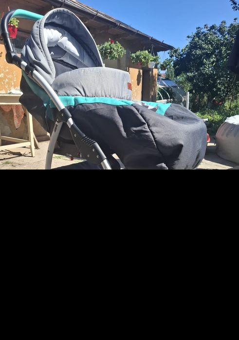 Caruț pentru bebeluși