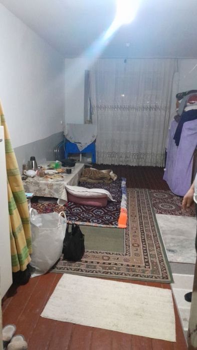 Срочно ПРОДАМ 1/4/5эт.кирпич.дом.в Яккасарай рн.ул.кушбеги.сред.ремонт