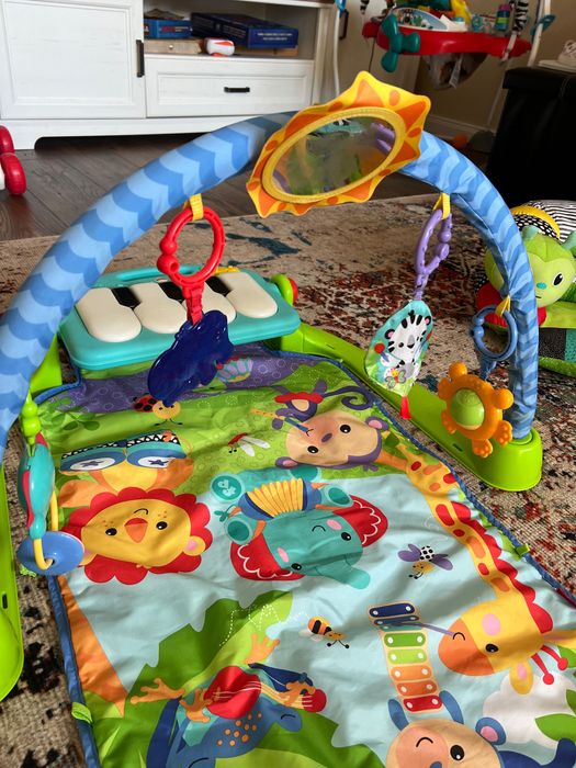 Fisher Price - Бебешка активна гимнастика Kick`N Play Piano
