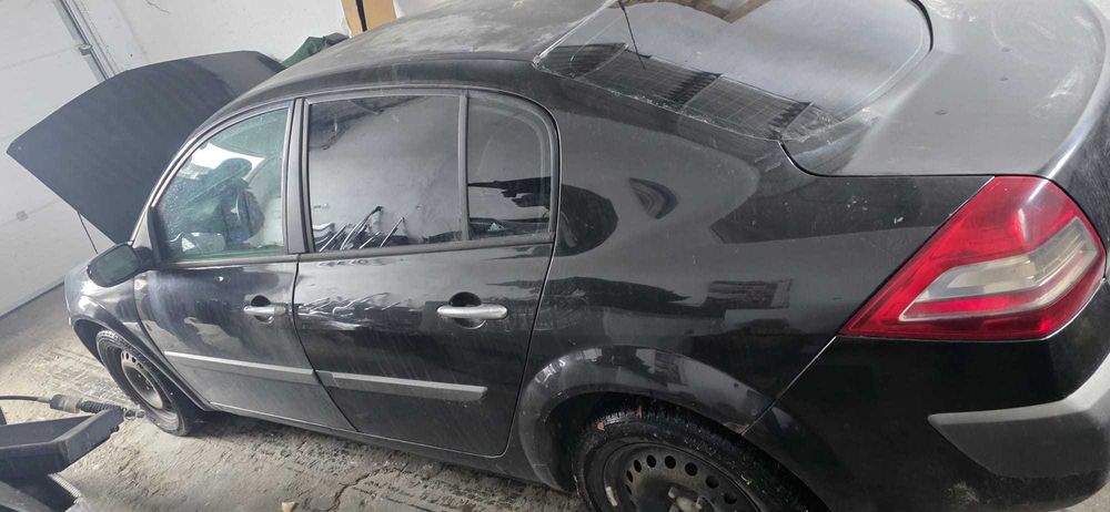 Dezmembrez Renault Megane 2 1.5 DCI motor K9K724 transmisie manuala