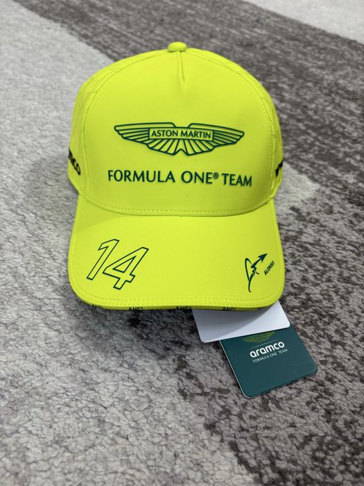 Aston Martin F1 Team x Boss шапка с козирка (Фернандо Алонсо)