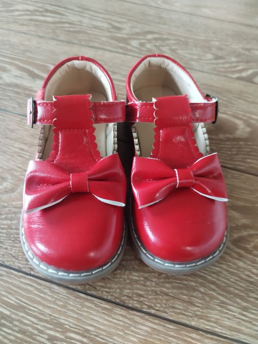 Детски сандали размер 25