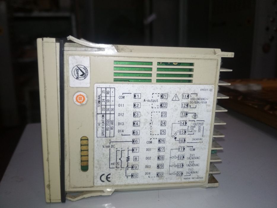 Продаю измеритель регулятор shimaden fp 93