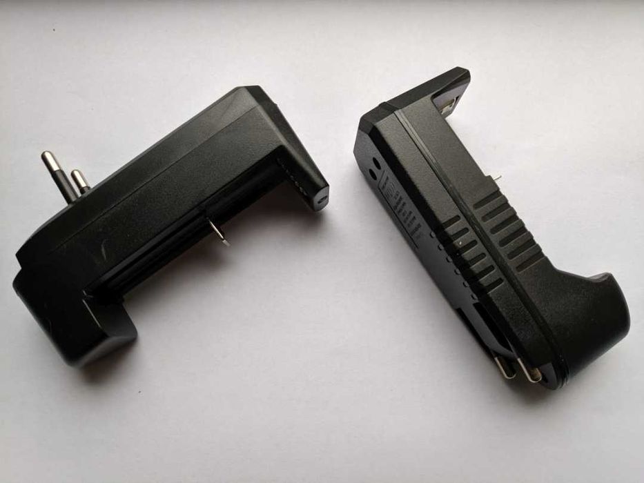 Incarcator pt acumulatori 18650 16340 14500 Li-ion 3,7V pliabil