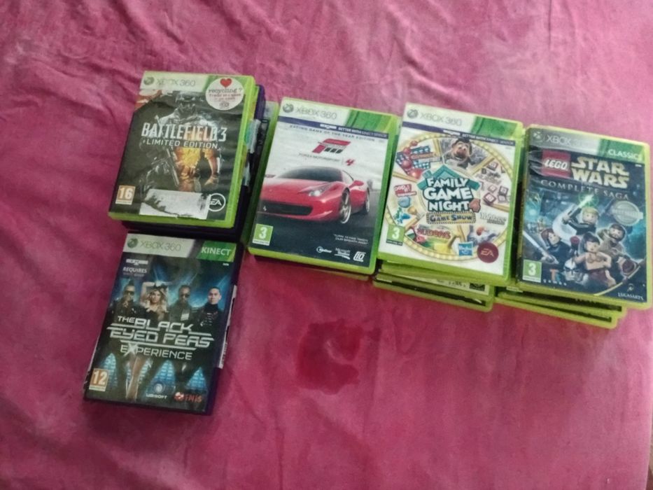Vând jocuri de Xbox 360