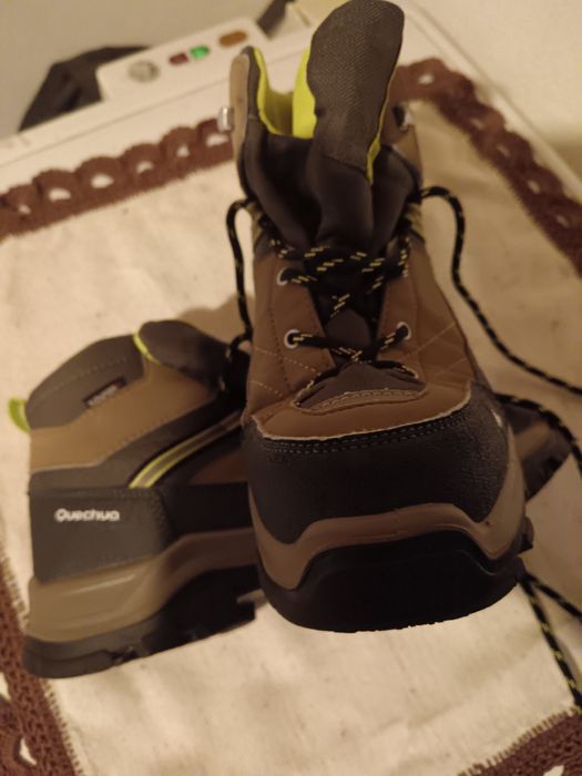 Bocanci Quechua de iarna călduroși