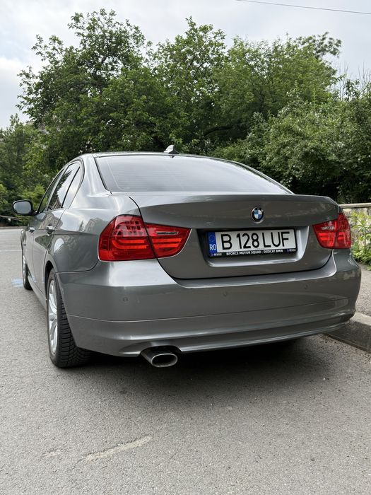 BMW 3 Series 2011 — imagine 5