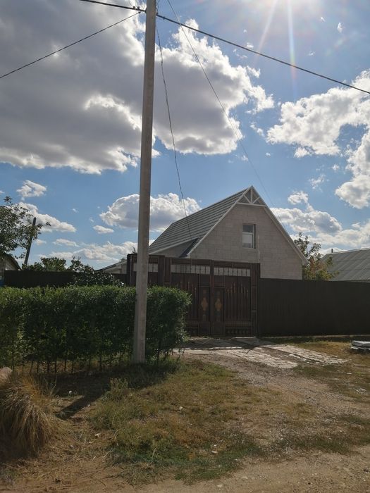 Продам мансардный дом