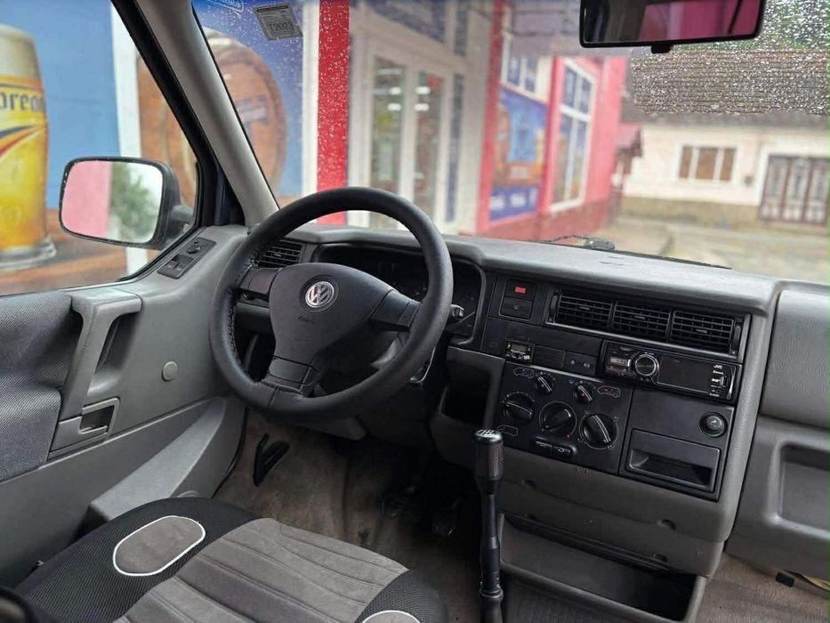 VOLKSWAGEN Multivan 2000 — imagine 5