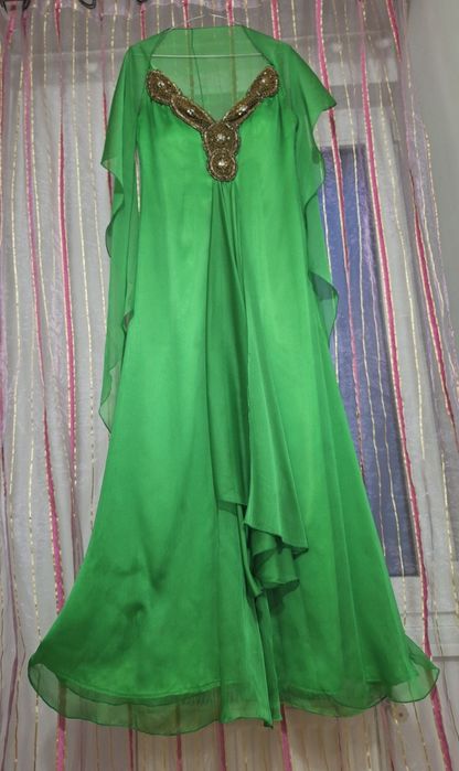 Vind rochie de seară