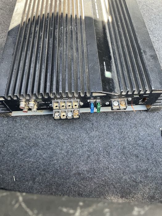 Amplificator alpine 1500w