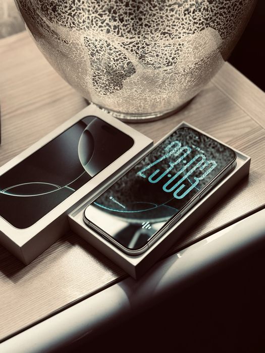 Продам! Iphone 16 pro